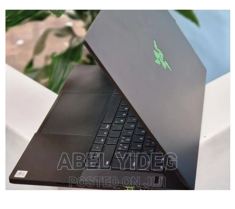 New Laptop Razer Blade Advanced 16GB Intel Core I7 SSD 512GB