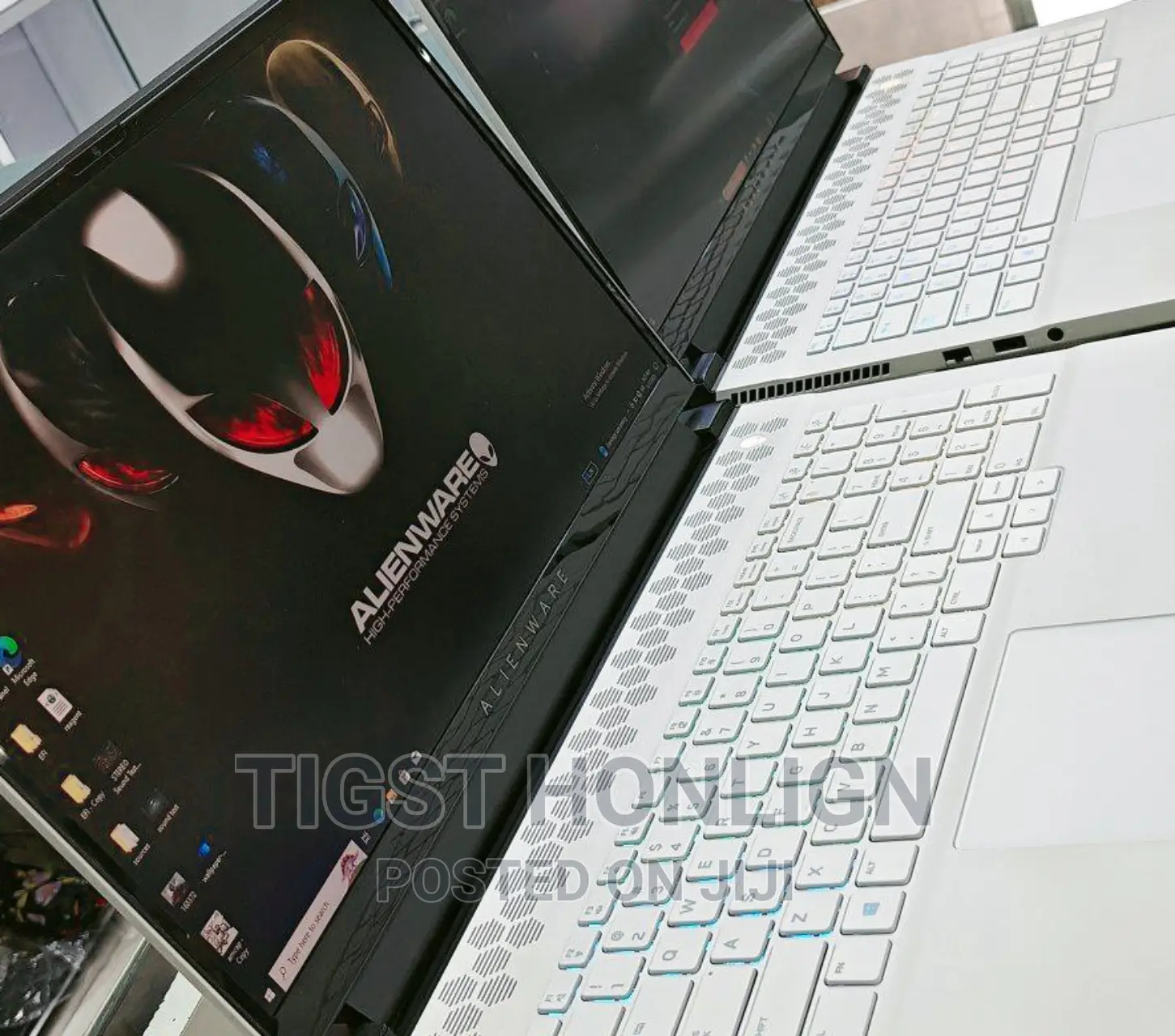 New Laptop Alienware M17x R2 32GB Intel Core I7 SSD 1T