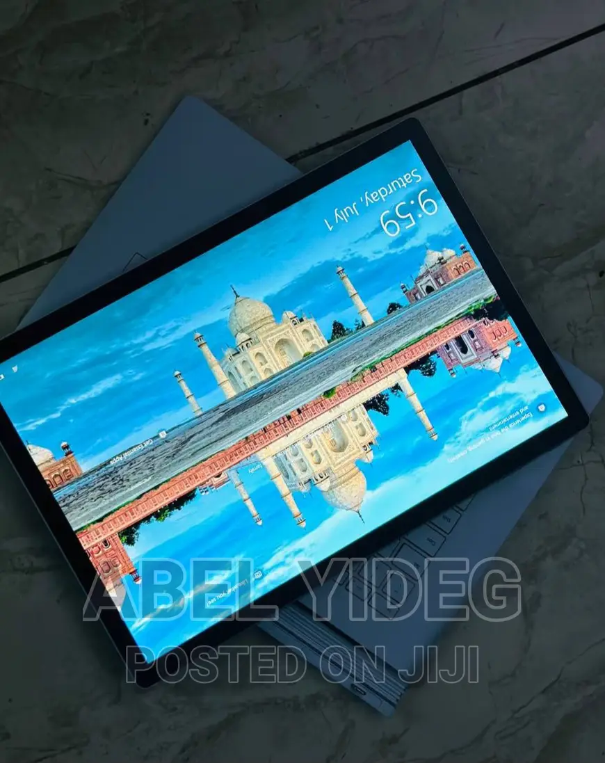 New Laptop Microsoft Surface Book 3 16GB Intel Core I7 SSD 256GB