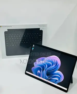 Photo - New Laptop Microsoft Surface Pro 9 16GB Intel Core I5 SSD 256GB