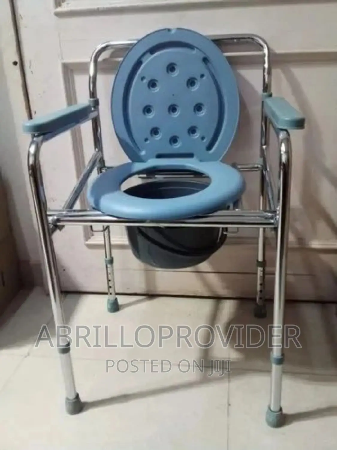 Size Adjustable Commode Chair/Toilet Chair