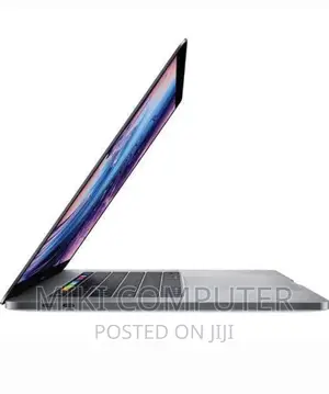 New Laptop Apple MacBook Pro 2019 16GB Intel SSD 512GB