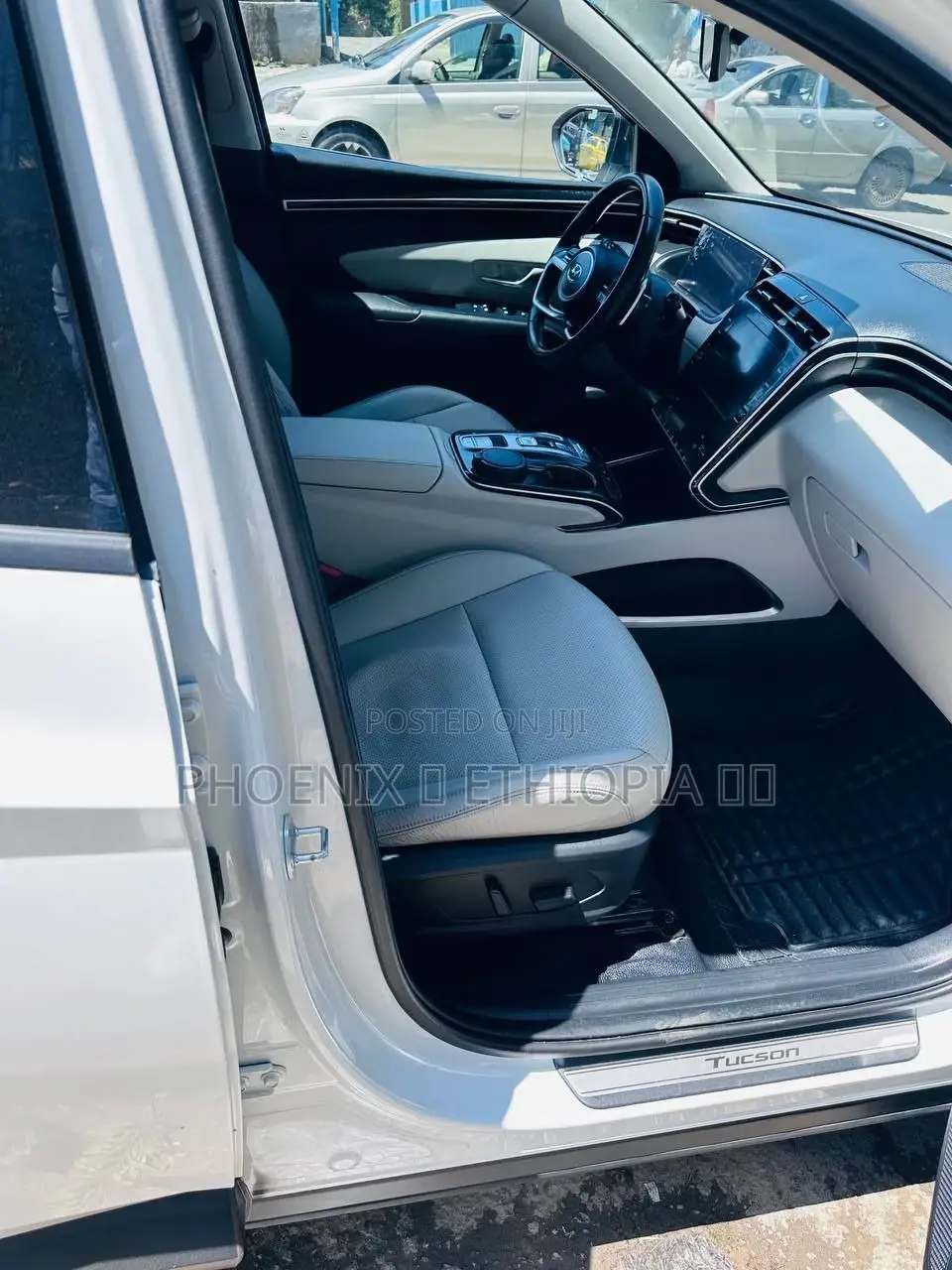 Hyundai Tucson 2022 White