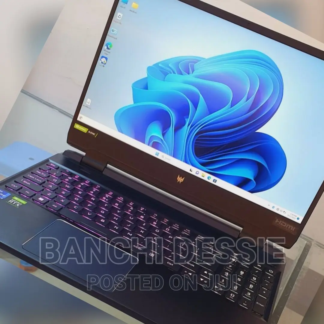 New Laptop Acer Predator Helios 300 16GB Intel Core I9 SSD 512GB