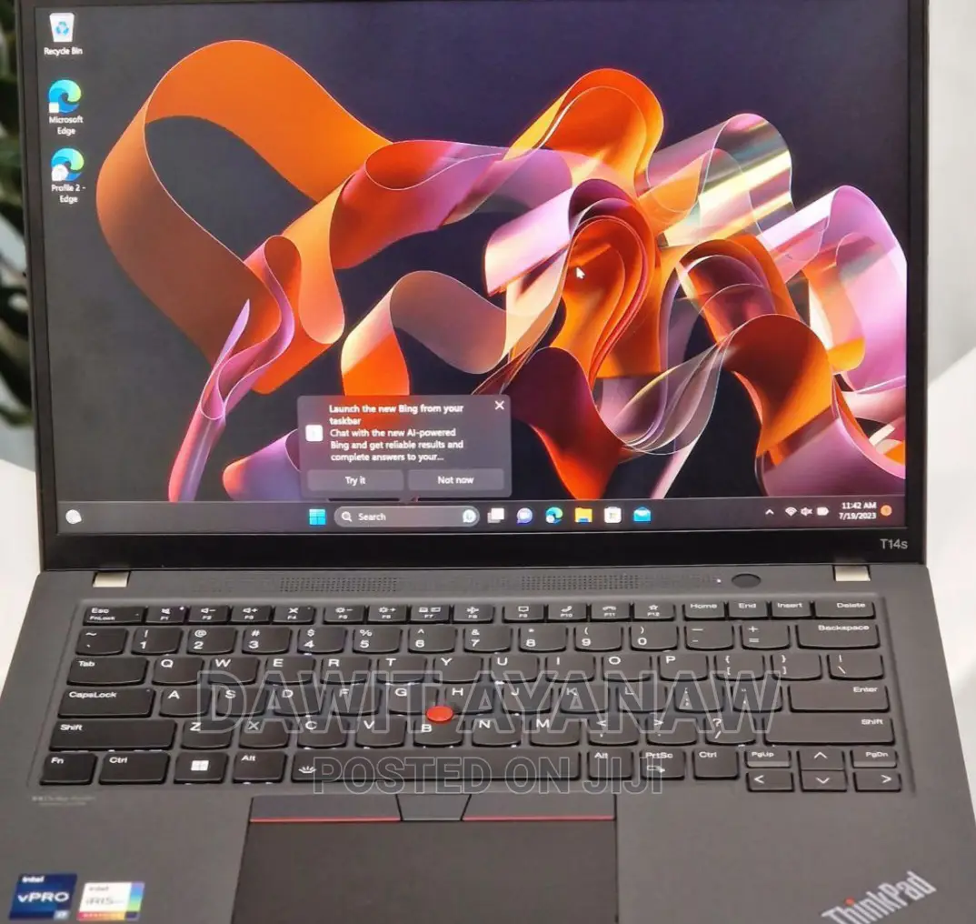 New Laptop Lenovo ThinkPad T14 12GB AMD Ryzen 7 SSD 512GB