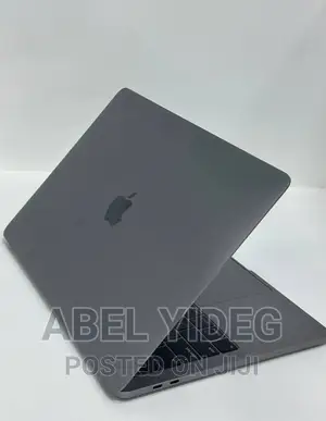 Photo - New Laptop Apple MacBook Pro 2019 8GB Intel Core I5 SSD 256GB