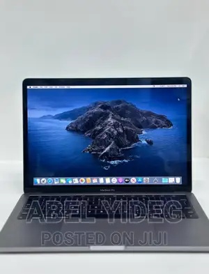 New Laptop Apple MacBook Pro 2019 8GB Intel Core I5 SSD 256GB