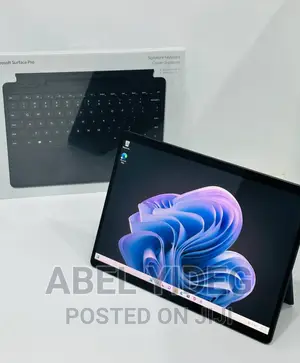 New Laptop Microsoft Surface Pro 9 16GB Intel Core I5 SSD 256GB