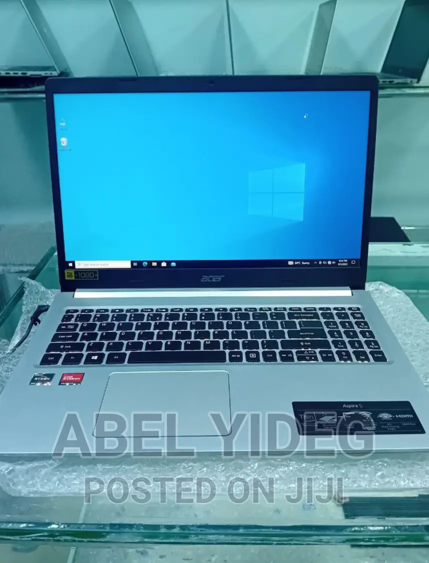 New Laptop Acer 8GB AMD Ryzen 5 SSD 512GB