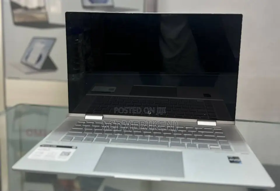 New Laptop HP Envy X360 8GB Intel Core I7 SSD 512GB