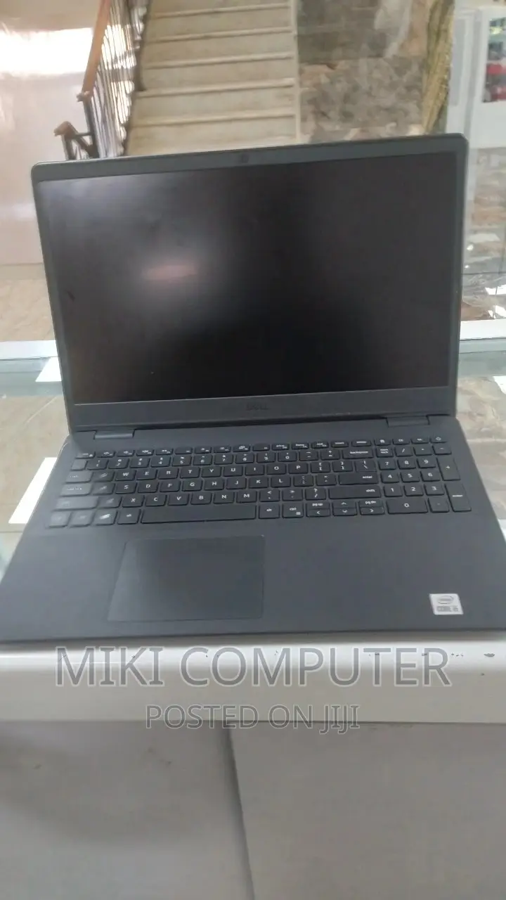 New Laptop Dell Inspiron 15 12GB Intel Core I5 SSD 256GB