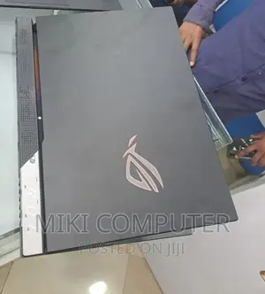 New Laptop Asus ROG Strix G15 32GB Intel Core I9 SSD 1T