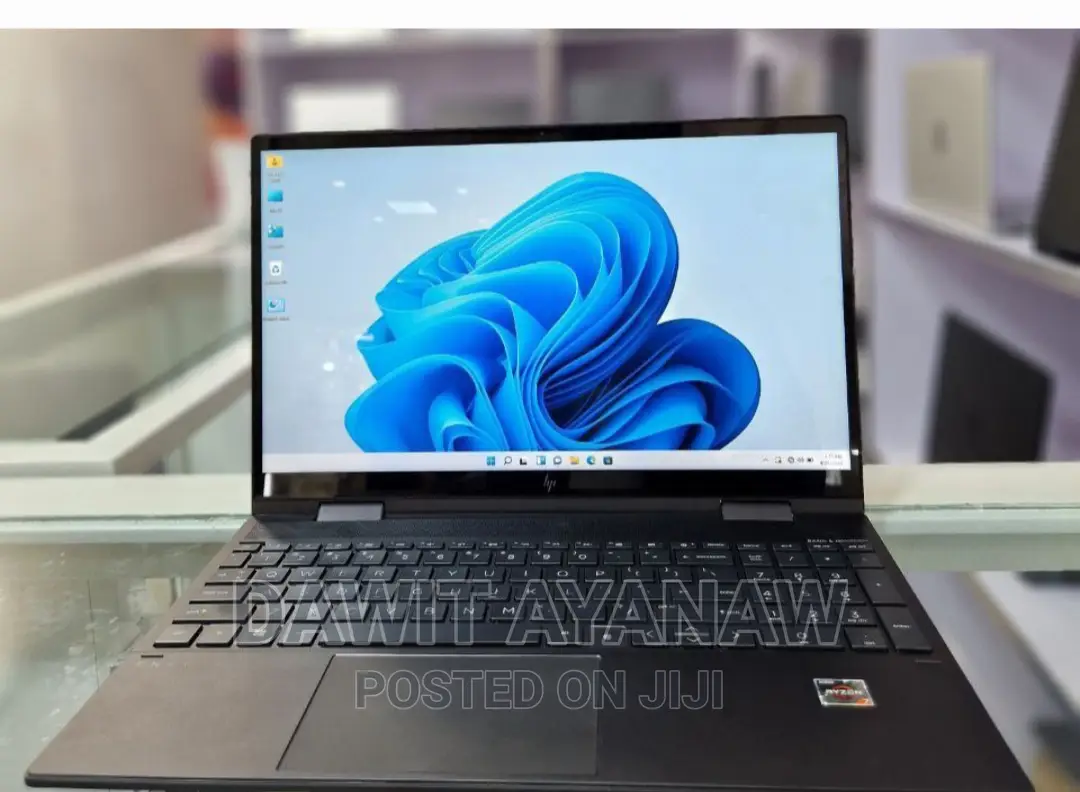 New Laptop HP 16GB AMD Ryzen 7 SSD 512GB