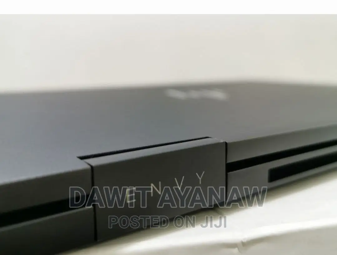 New Laptop HP 16GB AMD Ryzen 7 SSD 512GB