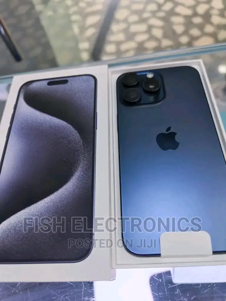 New Apple iPhone 15 Pro Max 256 GB