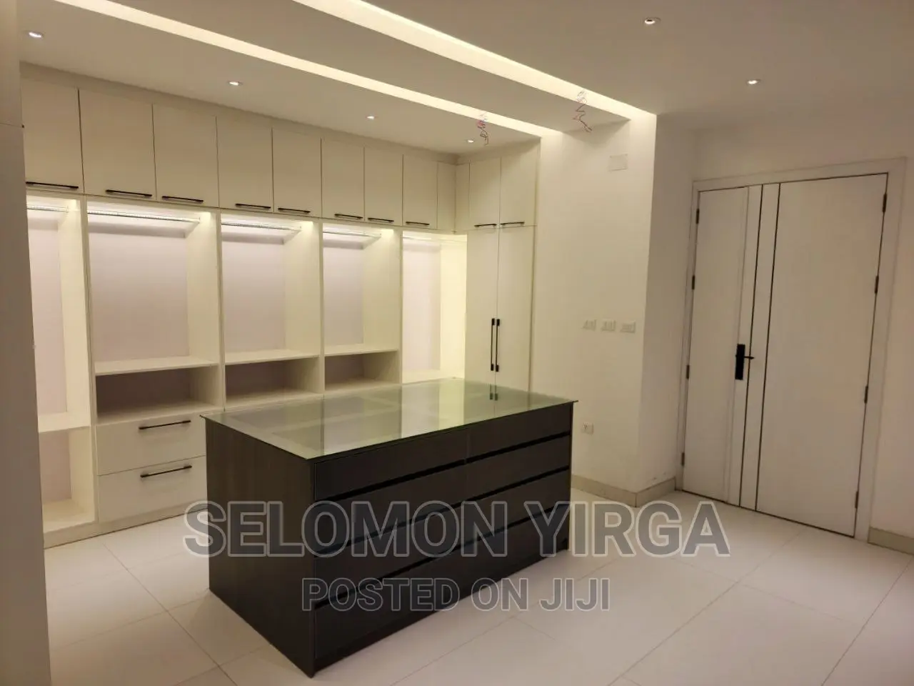 6bdrm House in አድስ አበባ, Bole for sale