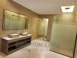 6bdrm House in አድስ አበባ, Bole for sale