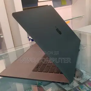 New Laptop Apple MacBook Pro 2019 16GB Intel Core I9 SSD 512GB