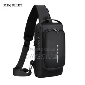 Multifunction Crossbody Bagየራሱ USB መሰኪያ ያለው
