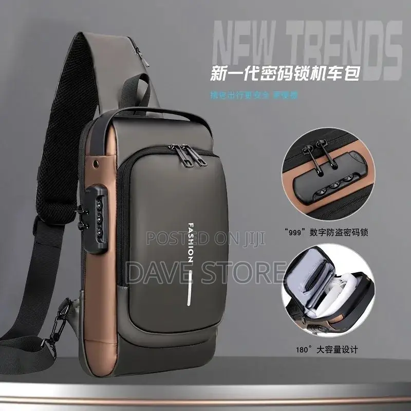 Multifunction Crossbody Bagየራሱ USB መሰኪያ ያለው
