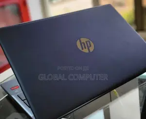 New Laptop HP Pavilion 11 8GB AMD Ryzen 7 SSD 512GB