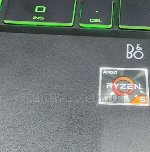 New Laptop HP Pavilion 17z 16GB Intel Core I5 SSD 512GB