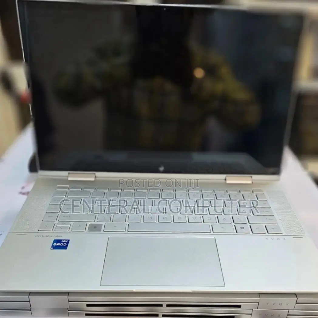 New Laptop HP Envy 17-3000 16GB Intel Core I7 SSD 1T