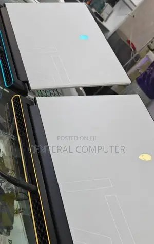 New Laptop Alienware Area-51m 32GB Intel Core I7 SSD 1T