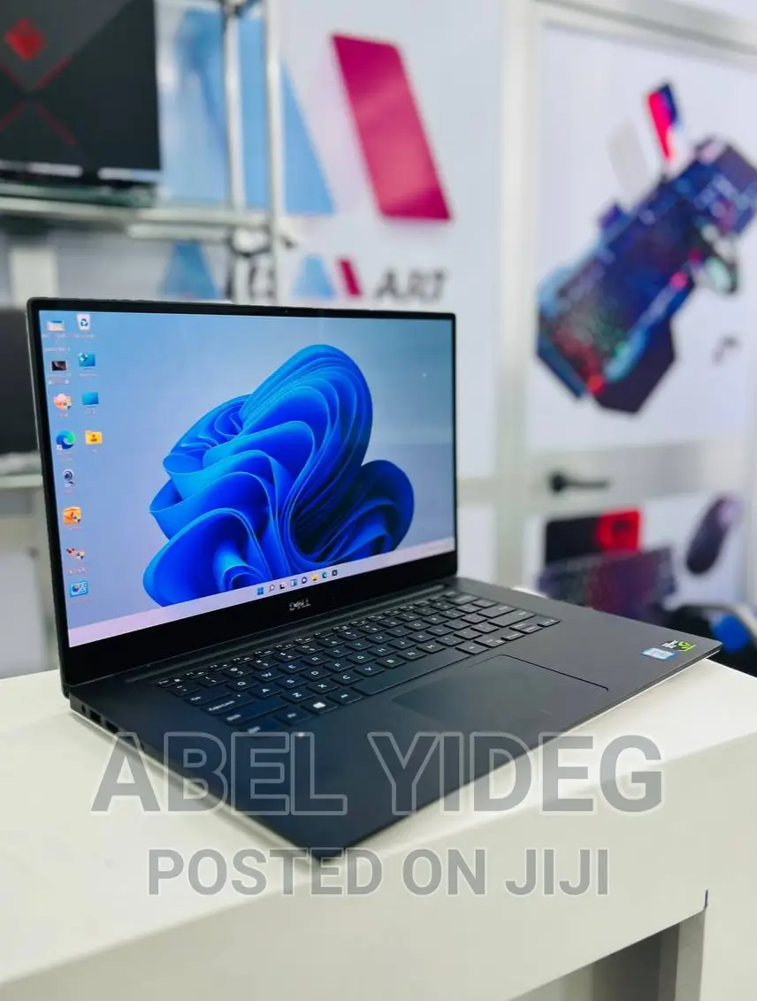 New Laptop Dell XPS 15 16GB Intel Core I7 SSD 512GB
