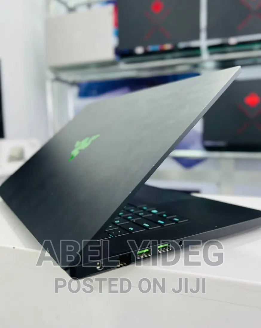 New Laptop Razer Blade 16GB Intel Core I7 SSD 1T