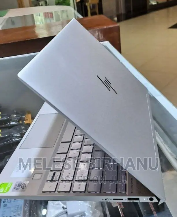 New Laptop HP Envy 14 8GB Intel Core I5 SSD 512GB