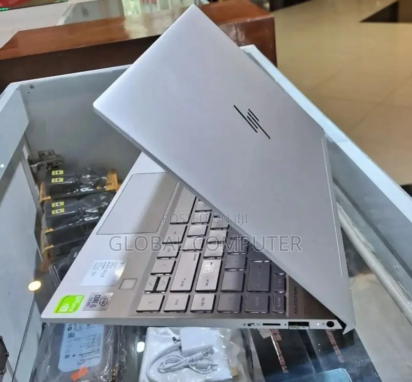 New Laptop HP Envy M6 12GB Intel Core I5 SSD 512GB