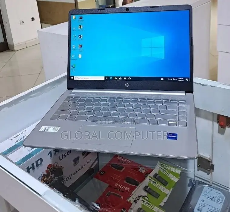 New Laptop HP Stream Notebook 16GB Intel Core I7 SSD 512GB