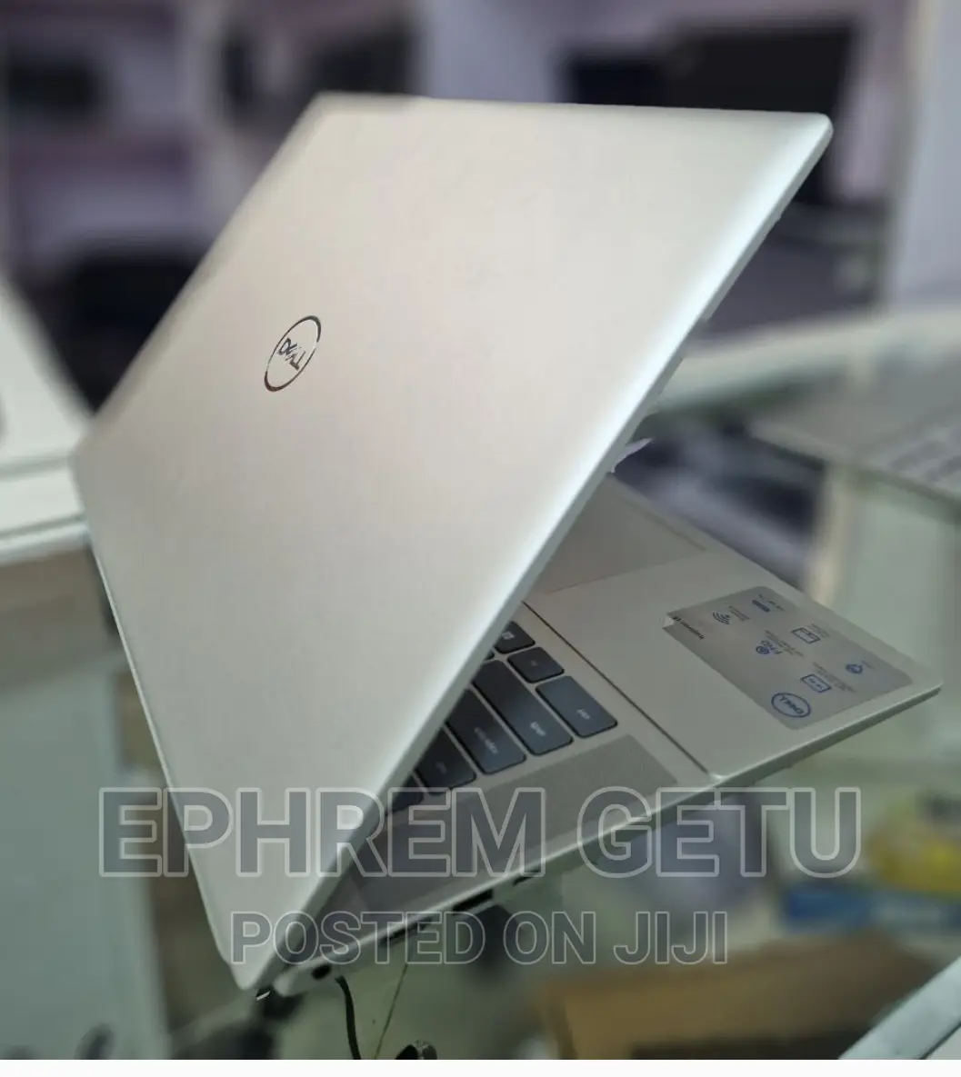 New Laptop Dell Inspiron 15 16GB Intel Core I7 SSD 512GB