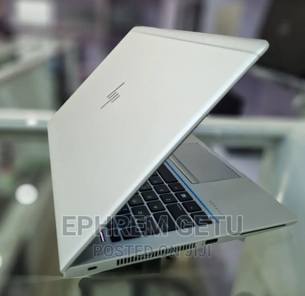New Laptop HP EliteBook 840 8GB Intel Core I7 SSD 512GB