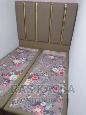 ታፒሴሪ 1,50 አልጋ