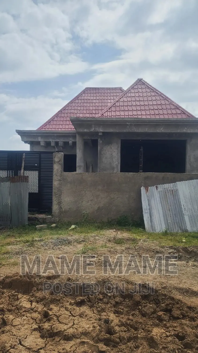 3bdrm Villa in Addis Abeba, Bole for sale