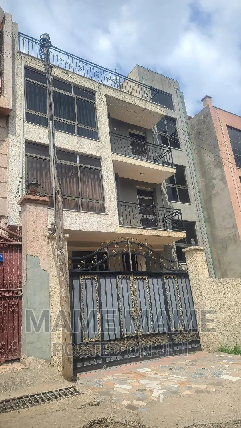 6bdrm House in Addis Abeba, Bole for sale