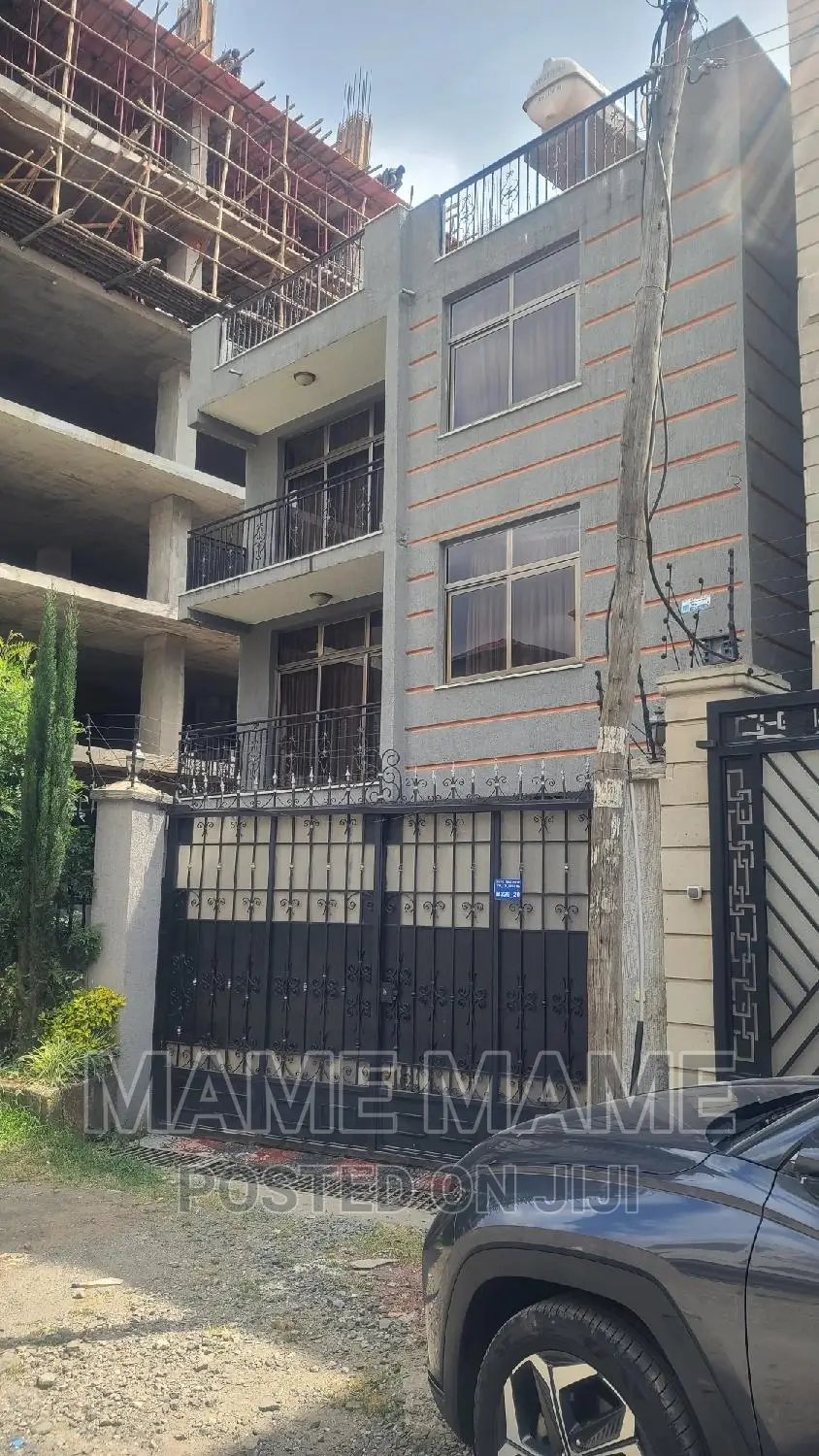 5bdrm House in Addis Abeba, Bole for sale