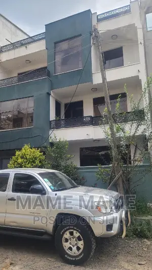 6bdrm House in Addis Abeba, Bole for sale
