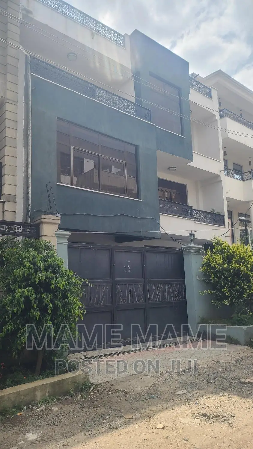 6bdrm House in Addis Abeba, Bole for sale