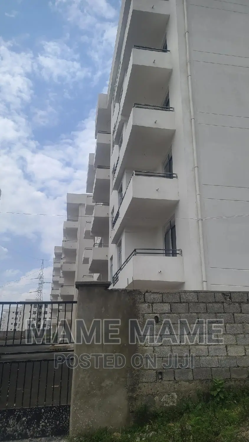 3bdrm House in Addis Abeba, Bole for sale
