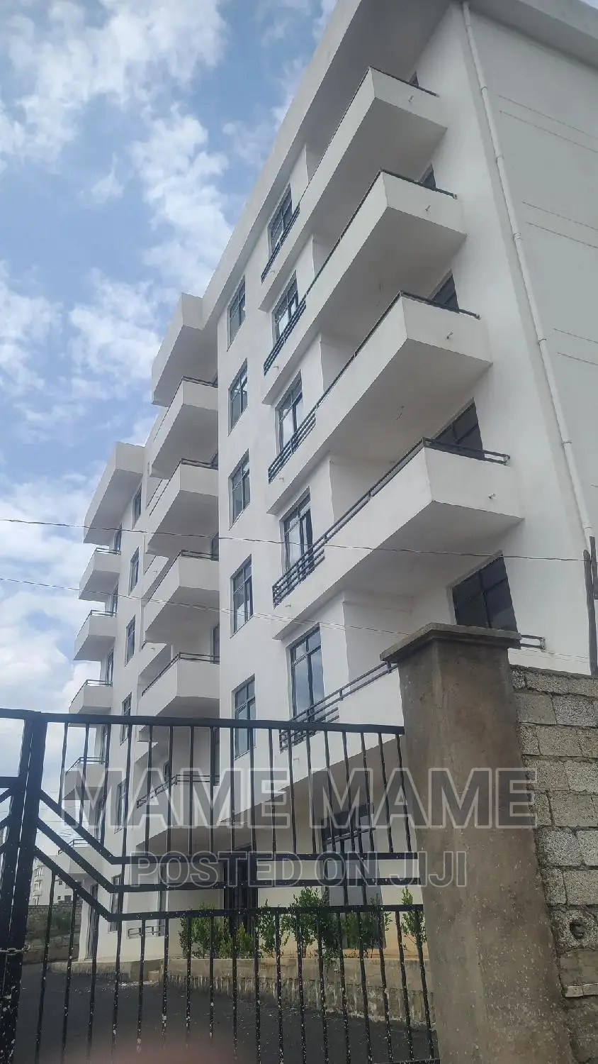 3bdrm House in Addis Abeba, Bole for sale