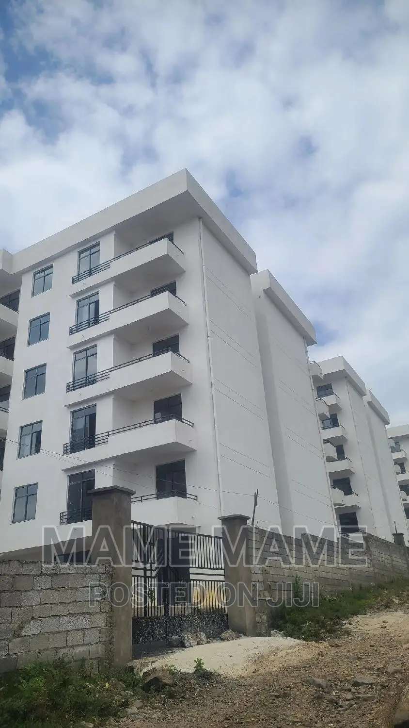 3bdrm House in Addis Abeba, Bole for sale