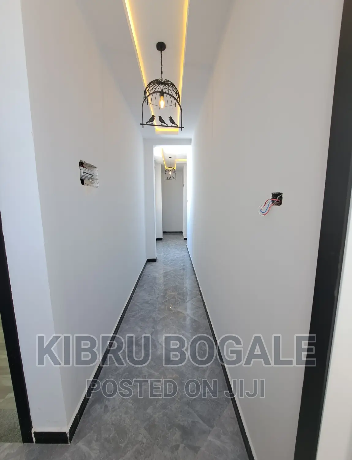 10bdrm House in Ayat, Bole for sale