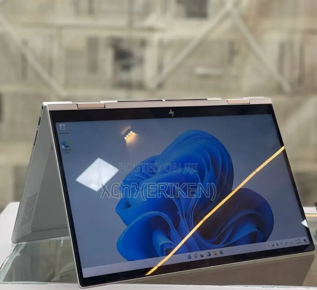 New Laptop HP Envy X360 8GB Intel Core I5 SSD 512GB