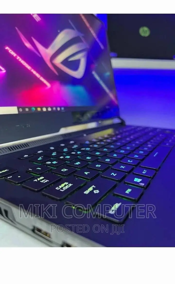 New Laptop Asus ROG Strix G15 32GB Intel Core i9 SSD 1T