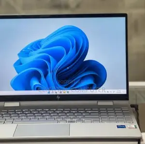 New Laptop HP Envy X360 8GB Intel Core I5 SSD 512GB