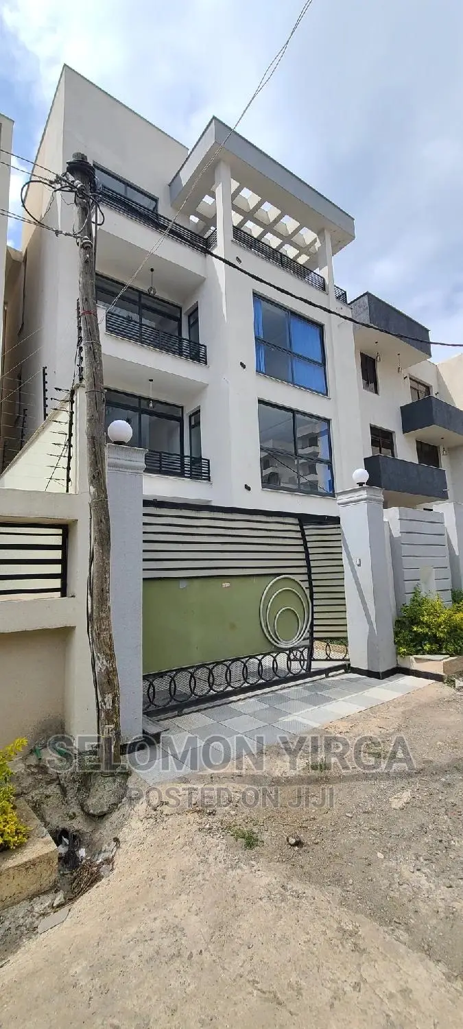 6bdrm House in አድስ አበባ, Bole for sale