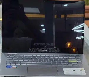 New Laptop Asus VivoBook 15 X505BA 8GB Intel Core I5 SSD 512GB